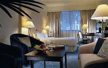 Copthorne Orchid Hotel Сингапур Екстериор снимка